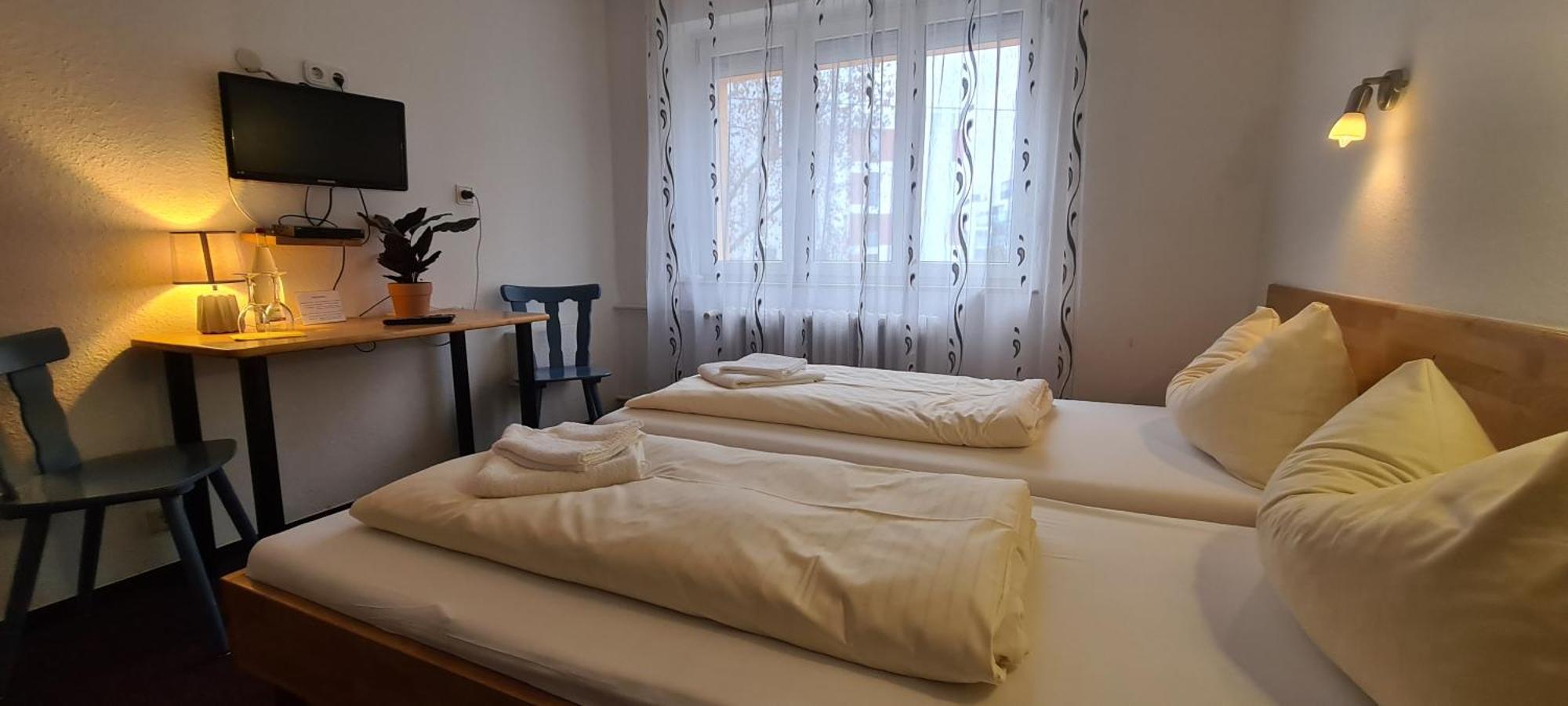 Hotel Lamm Stuttgart Room photo